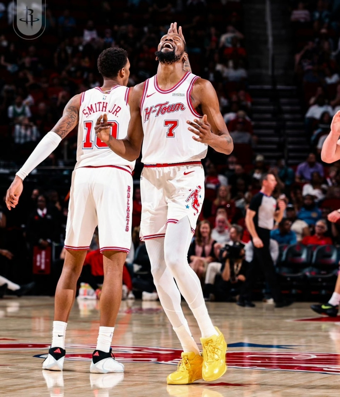 火箭力克残阵雄鹿跃居西部第5 掘金稳居第4勇士