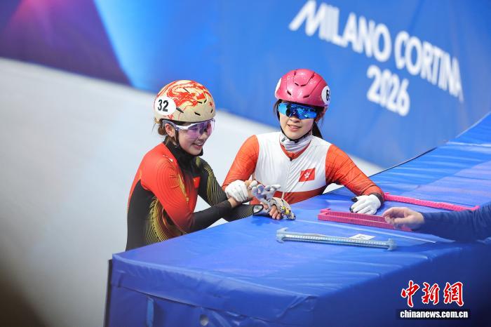 米兰冬奥女子1500米A组决赛:韩国选手金吉莉夺冠