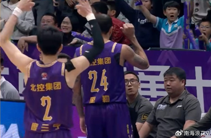 里勒绝杀三分球助北控逆转广州队积分榜上升