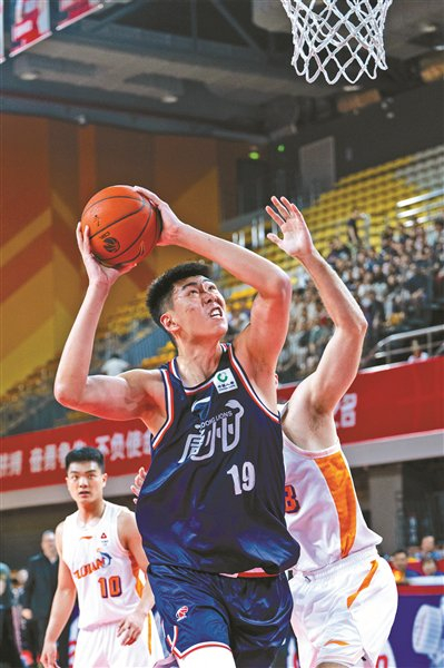 徐昕获NBA多队试训邀约 NCAA成更优选择